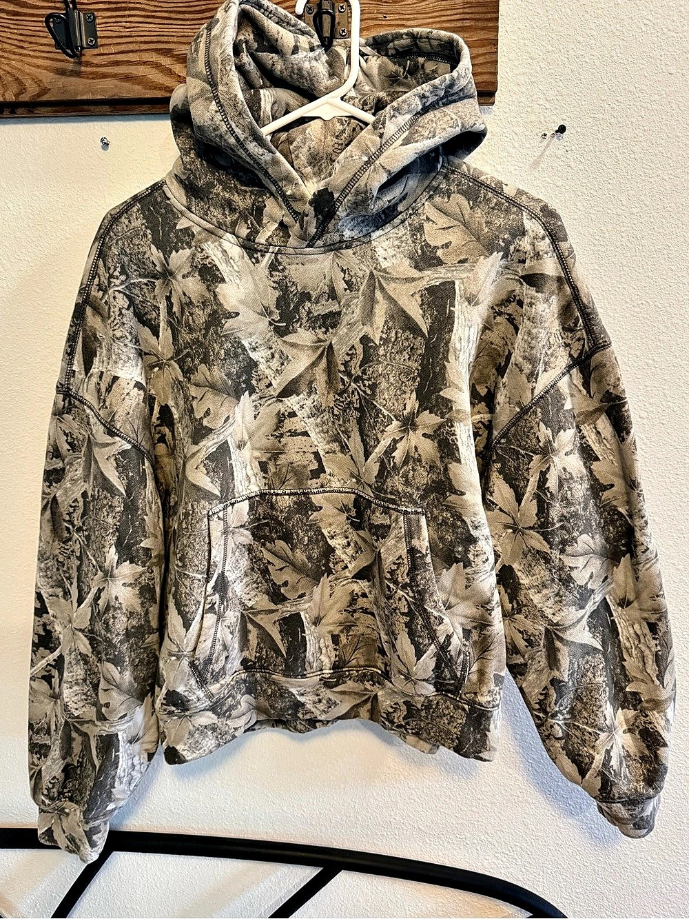 Hollister Baggy Cinch Fit Woodland Camo Hoodie XS